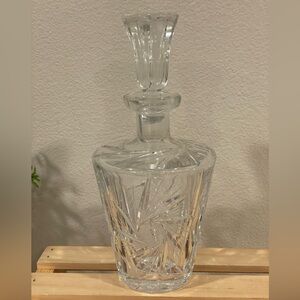 Vintage “Pinwheel” Heavy Etched Crystal Decanter w Stopper.